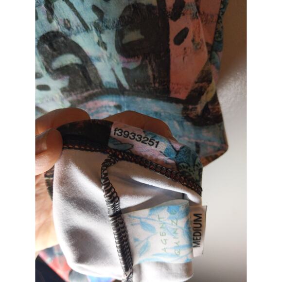 AGENT QUINZE Graffiti Print Tank Top Street Art NWT Woodstock Inn VT M - Picture 4 of 8